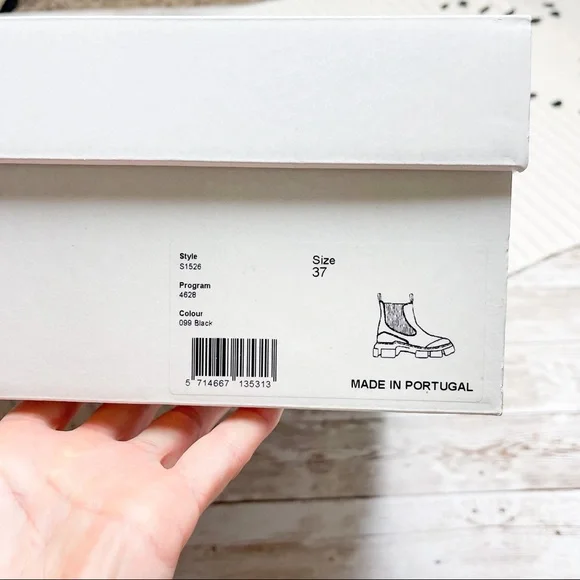 Ganni Recycled Rubber City Boots Black Size 37 7 - Picture 3 of 6